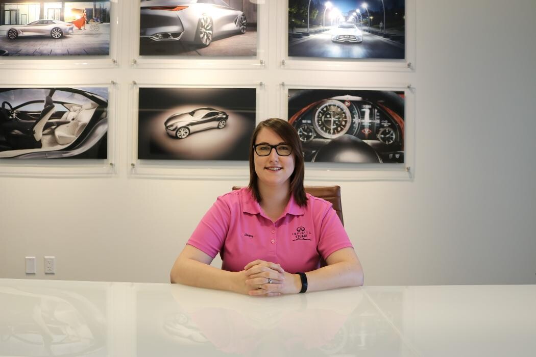 Images INFINITI Stuart