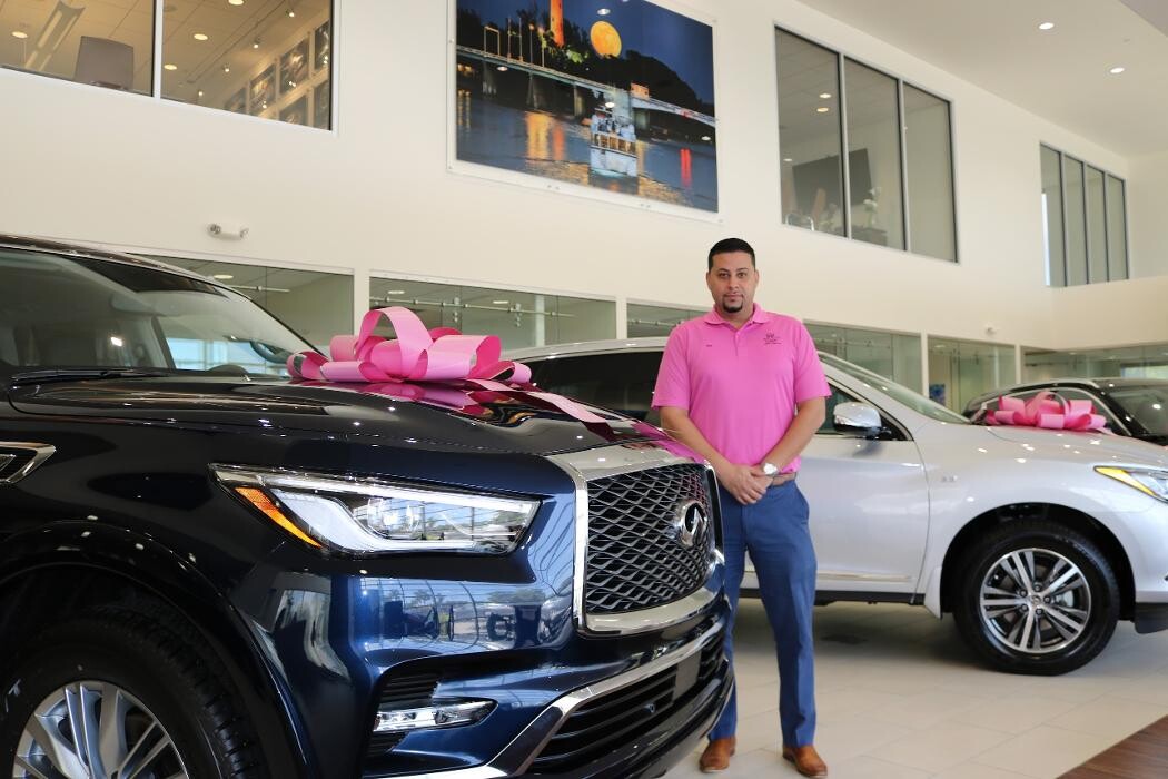 Images INFINITI Stuart