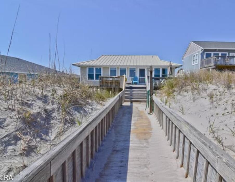 Images Lewis Realty Associates, Inc