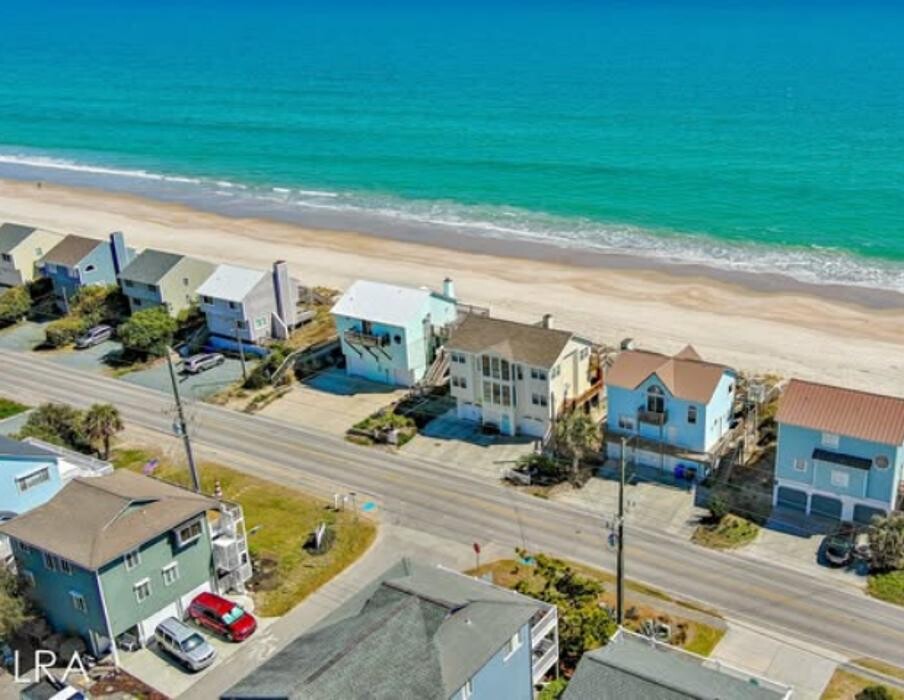 Images Lewis Realty Associates, Inc
