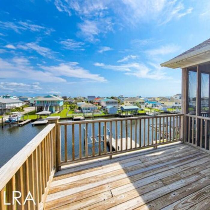 Images Lewis Realty Associates, Inc