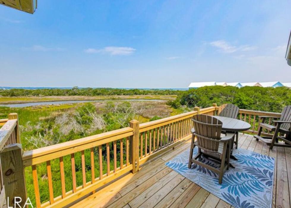 Images Lewis Realty Associates, Inc