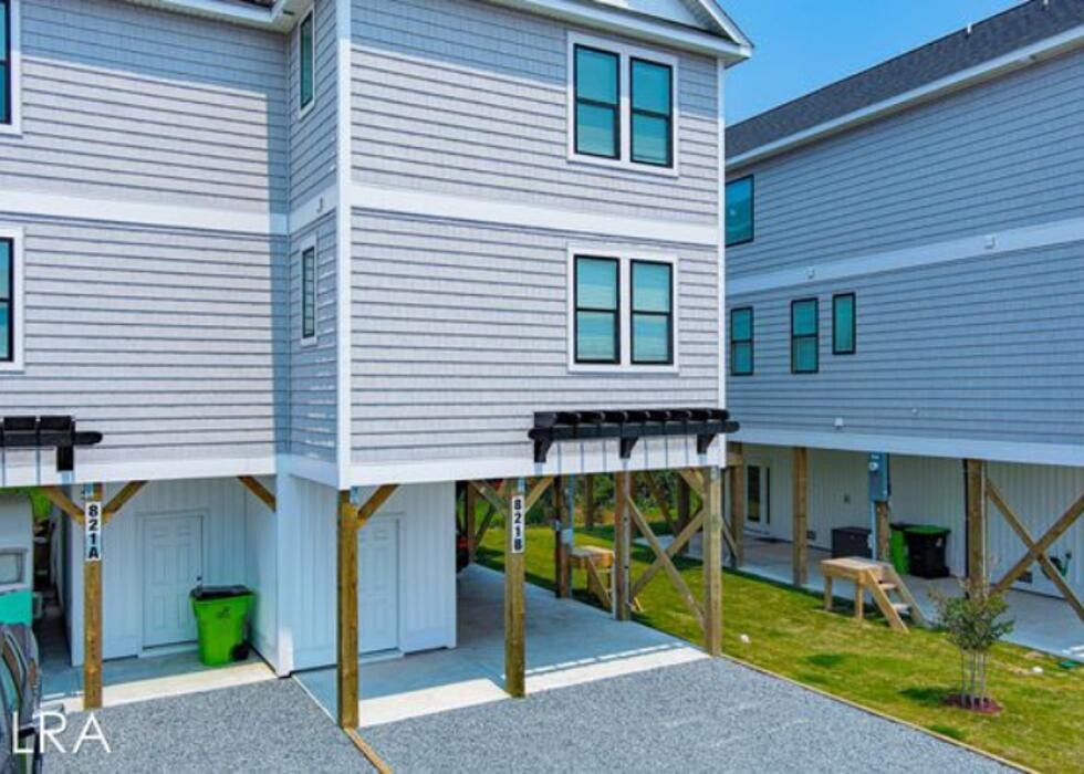 Images Lewis Realty Associates, Inc