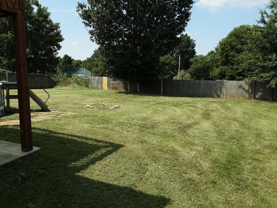 Images Proformance Lawn Care