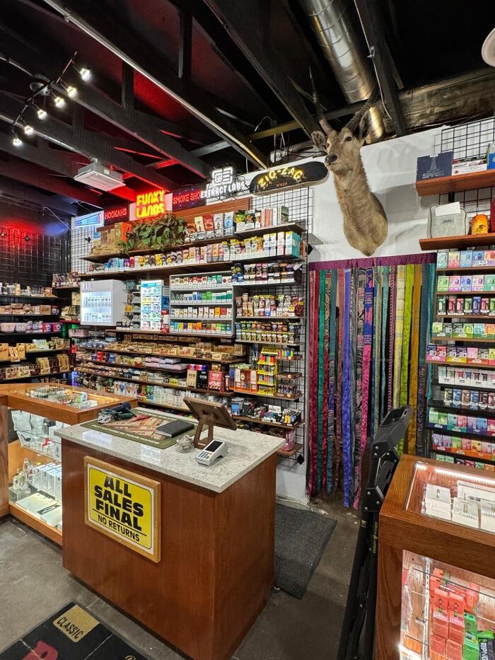 Images Hit Hut Smoke Shop