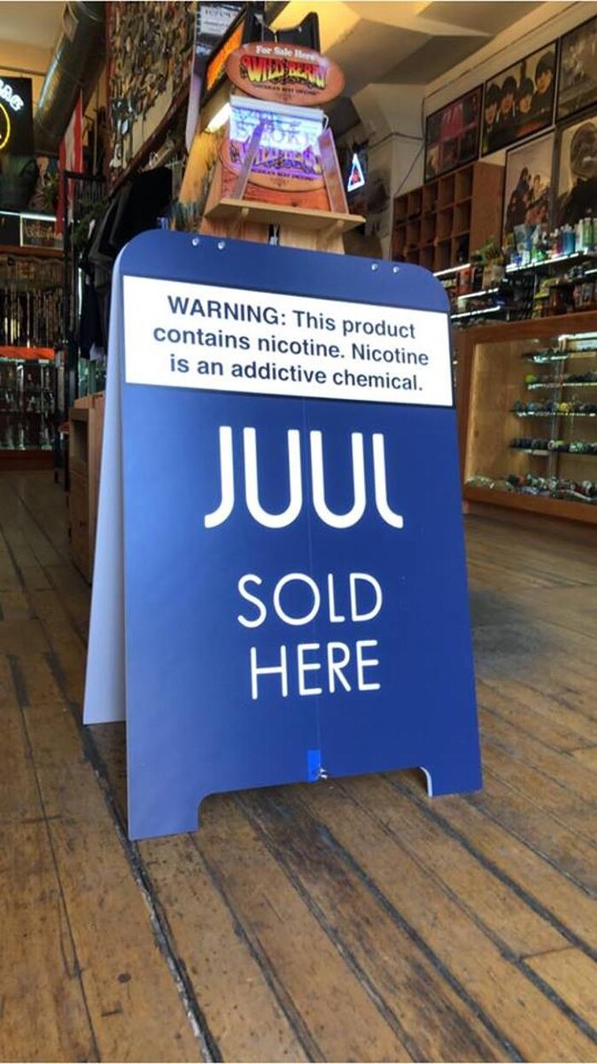 Images Hit Hut Smoke Shop