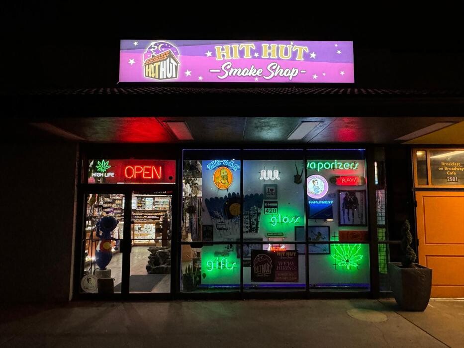 Images Hit Hut Smoke Shop