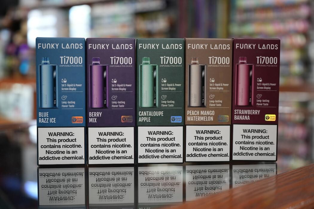 Images Hit Hut Smoke Shop