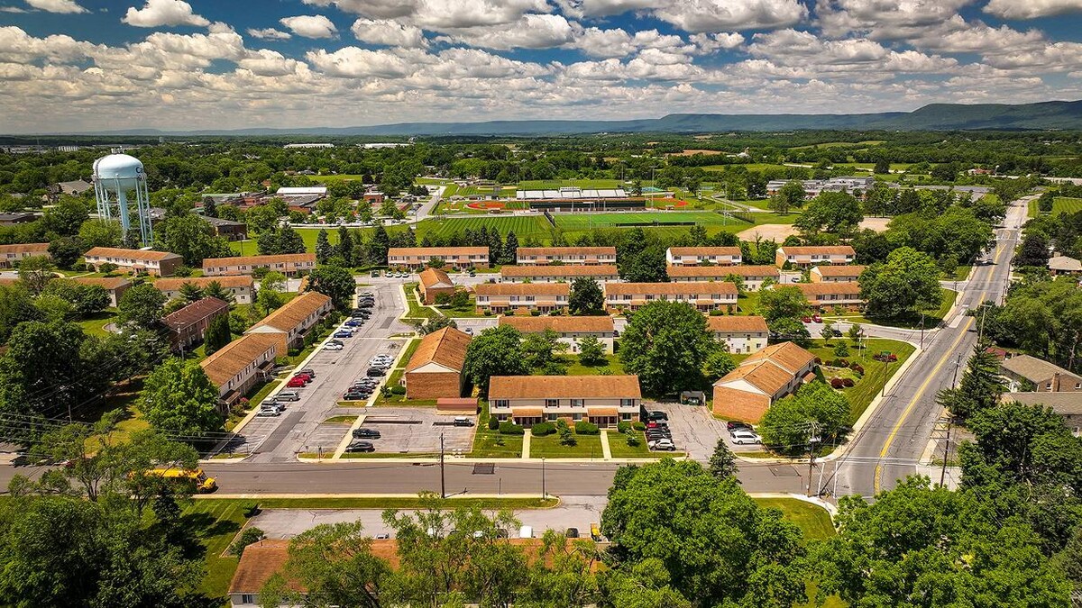 Images Carlisle Park Apartments