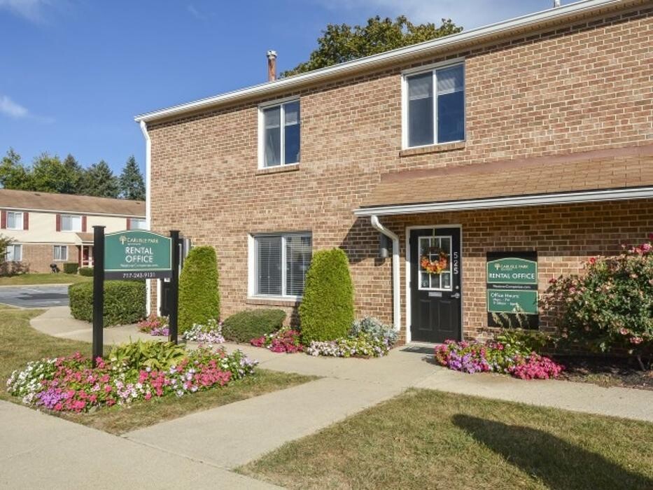 Images Carlisle Park Apartments