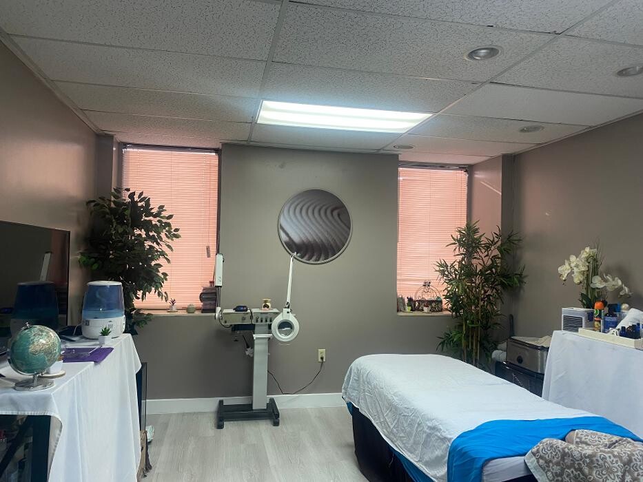 Images Pleasing Touch Bodyworks & Spa