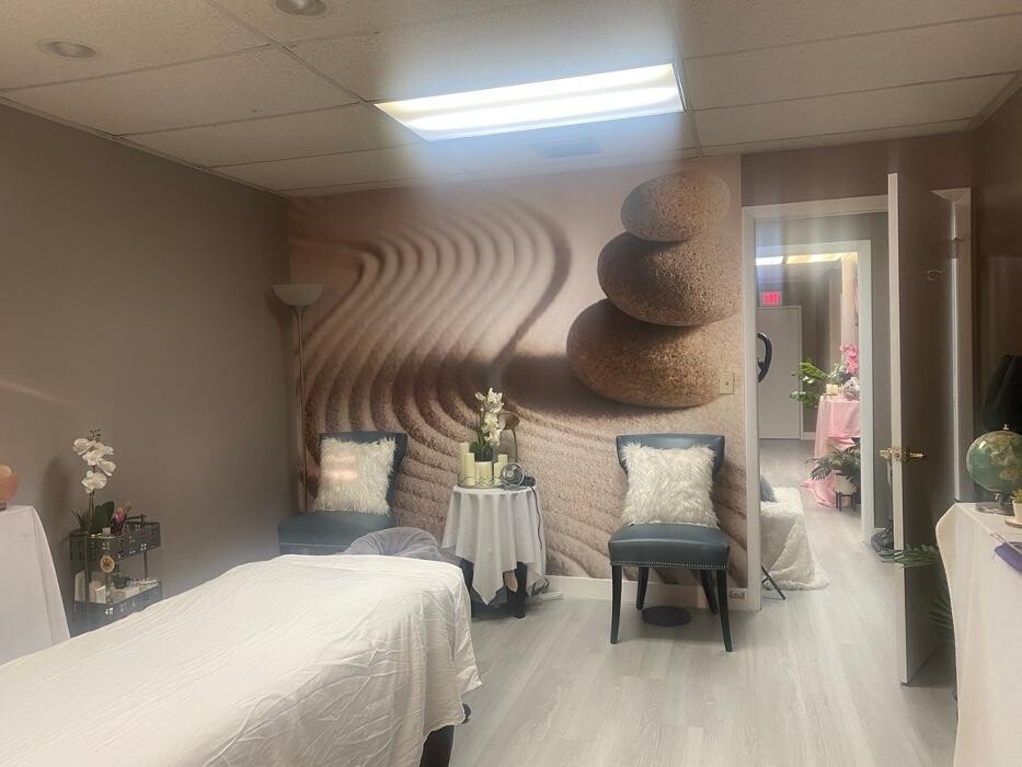 Images Pleasing Touch Bodyworks & Spa