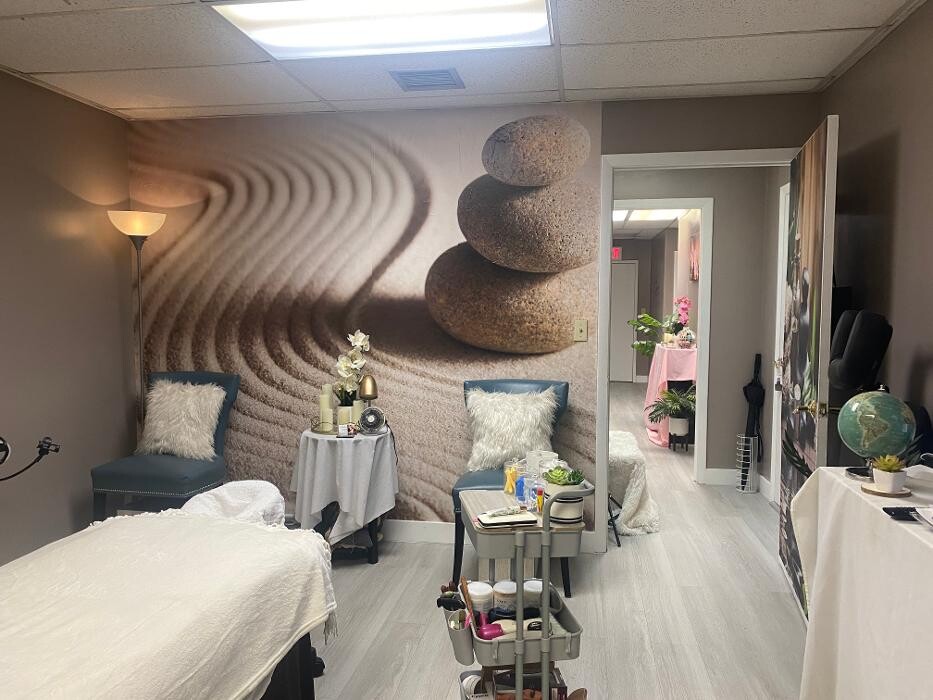 Images Pleasing Touch Bodyworks & Spa