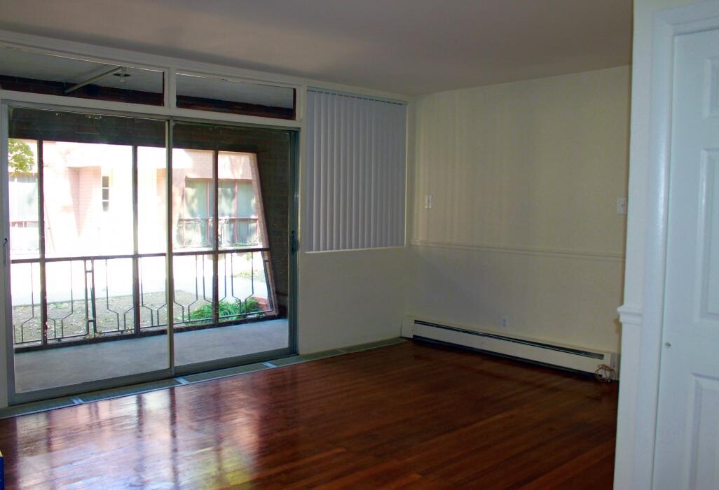 Images Lansdale Village Apartments