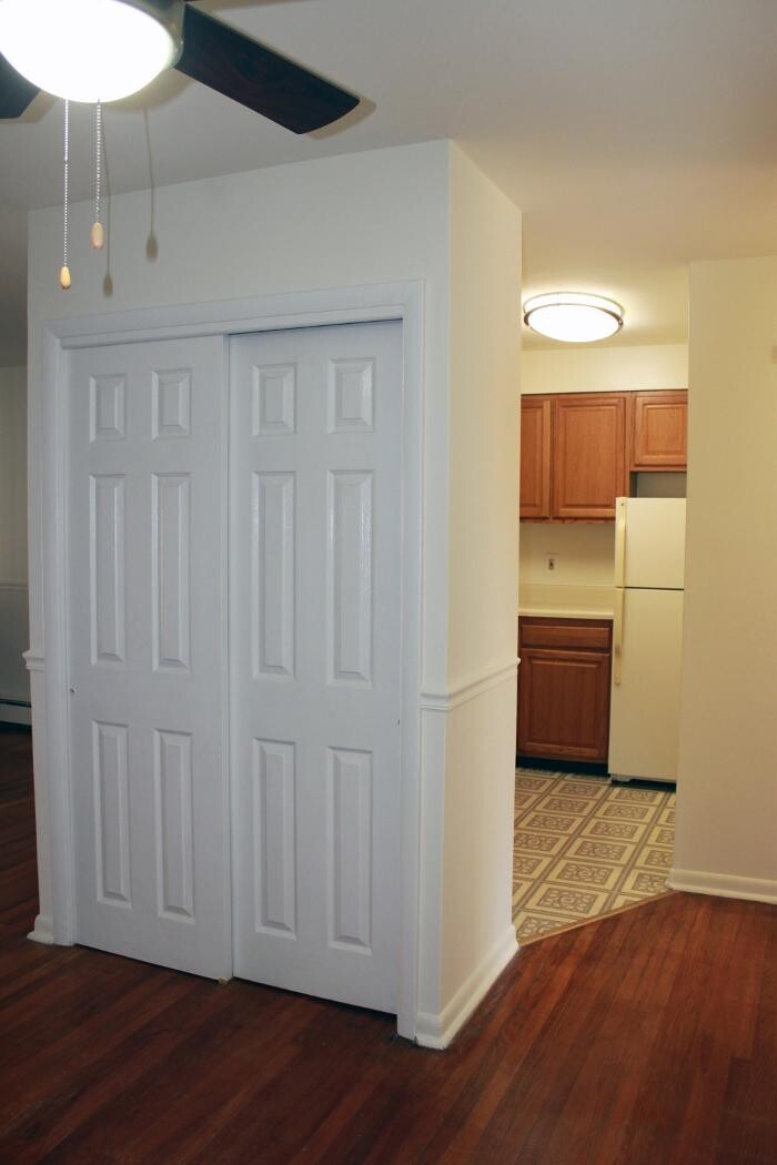 Images Lansdale Village Apartments