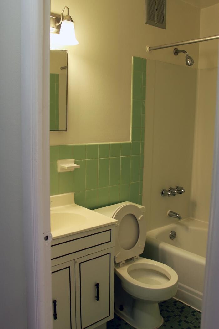 Images Lansdale Village Apartments