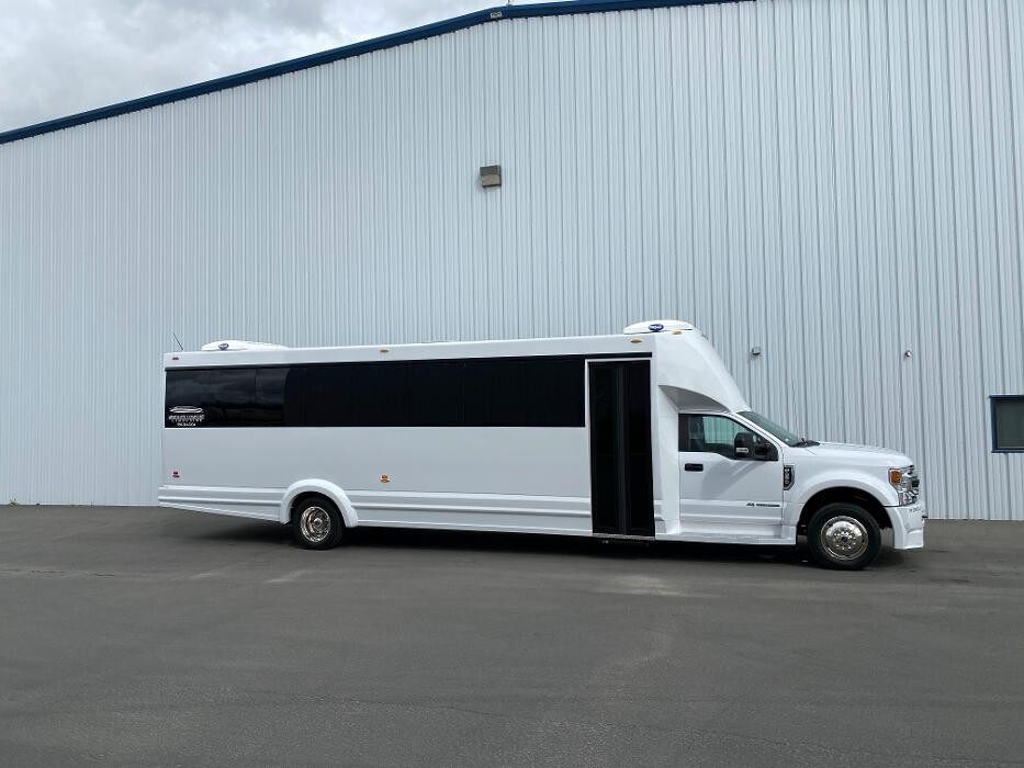 Images Absolute Comfort Limousine