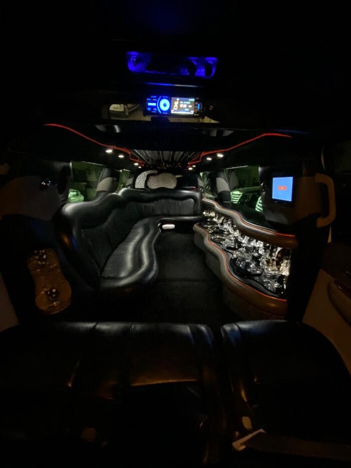 Images Absolute Comfort Limousine