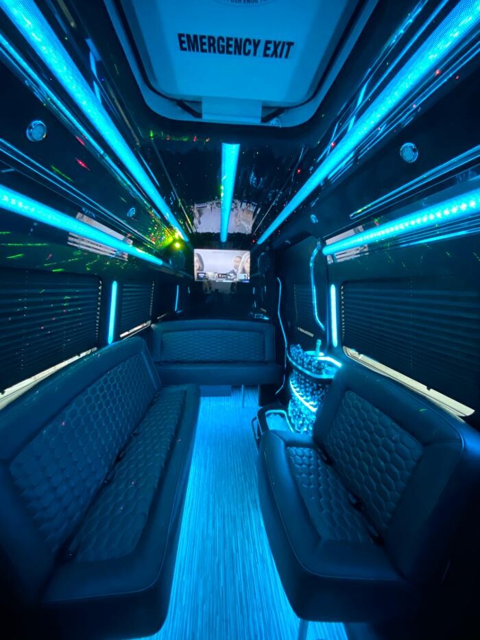 Images Absolute Comfort Limousine