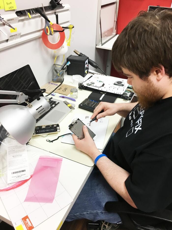 Images uBreakiFix - Phone and Computer Repair