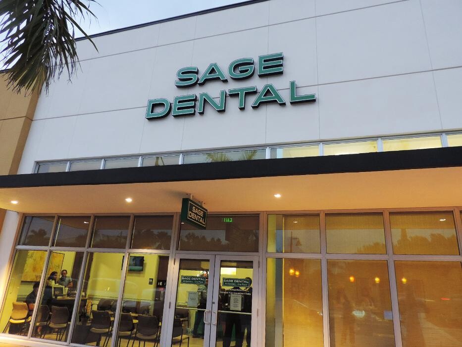 Images Sage Dental of Downtown Doral