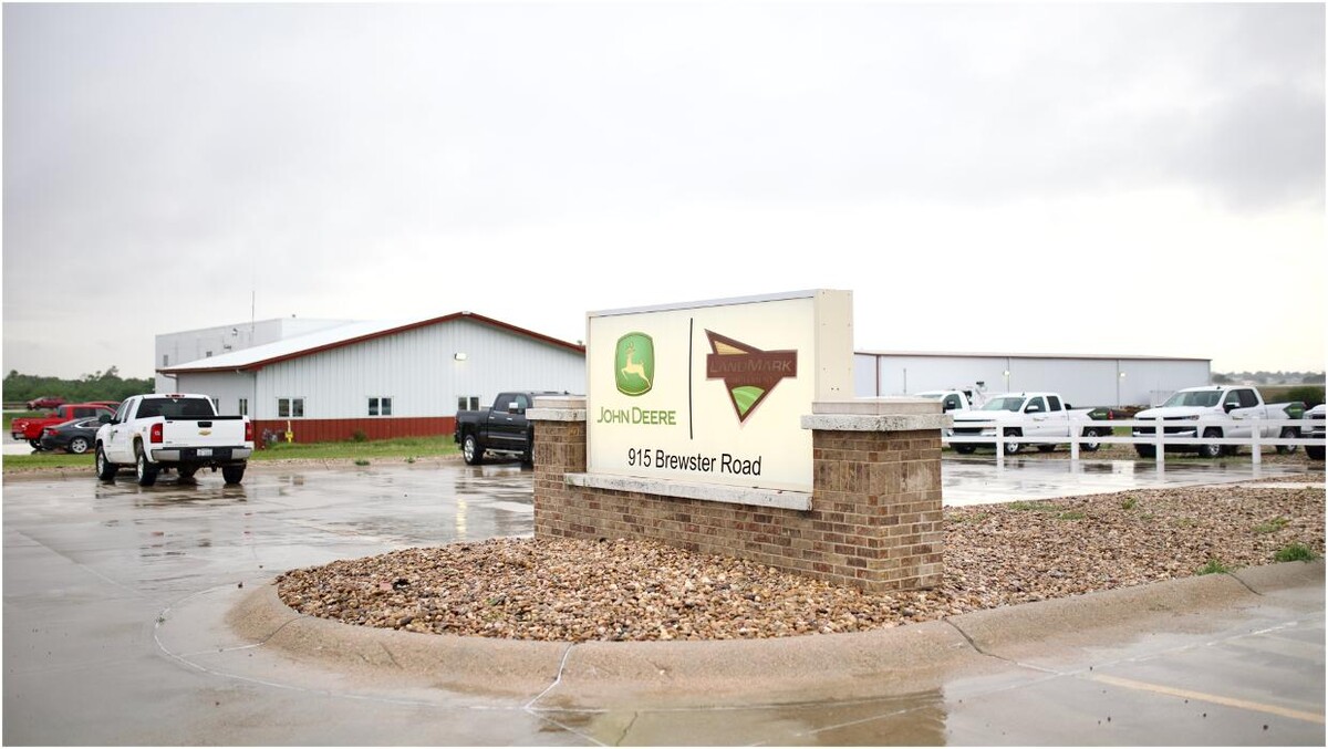 Images LandMark Implement Holdrege Support Center