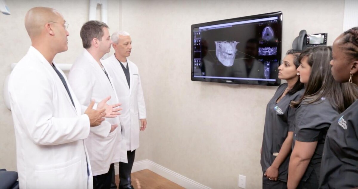 Images Oral Surgery Group, Dental Implants & Wisdom Teeth