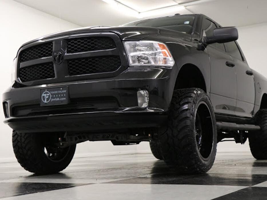 Images Jim Falk Motors