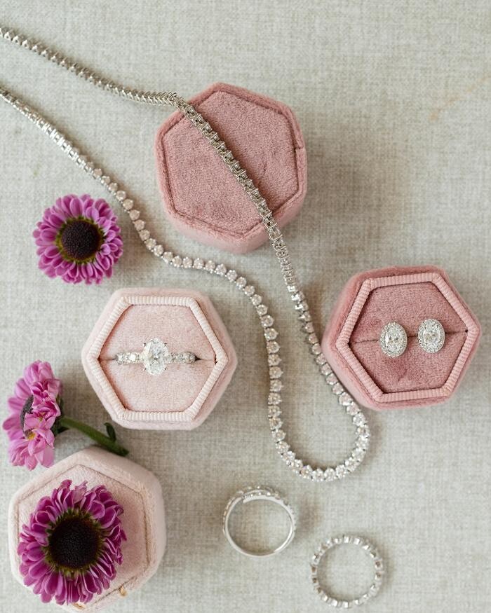Images Elite Jewelry and Loan
