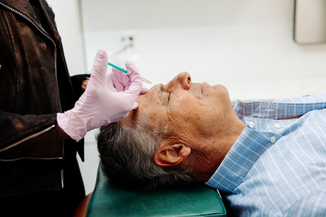 Images Eugenie Brunner, MD, FACS