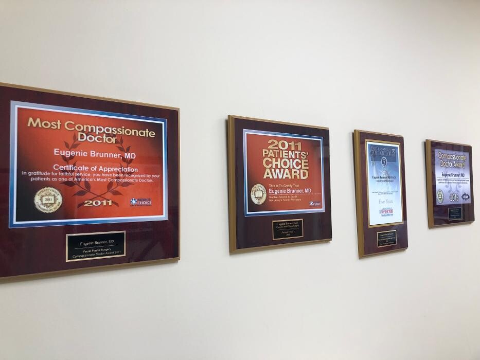 Images Eugenie Brunner, MD, FACS