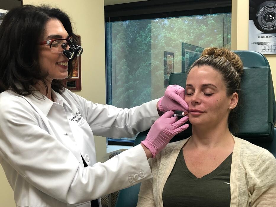 Images Eugenie Brunner, MD, FACS