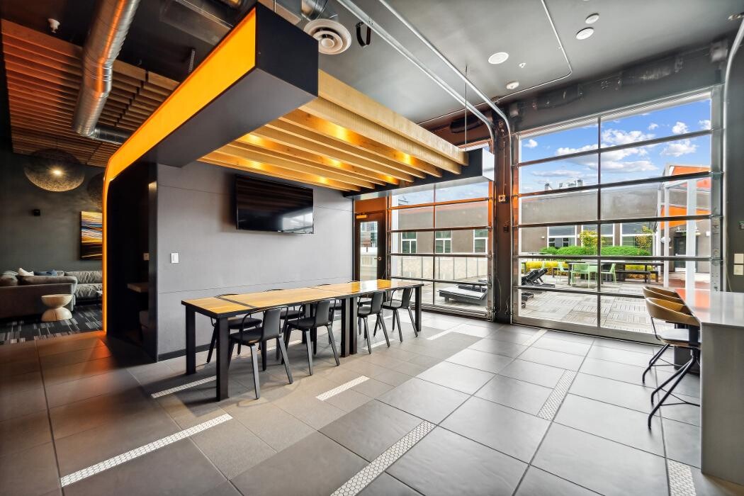 Images AMLI South Lake Union