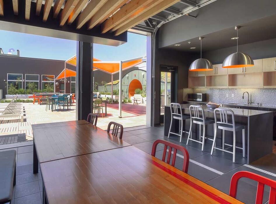 Images AMLI South Lake Union