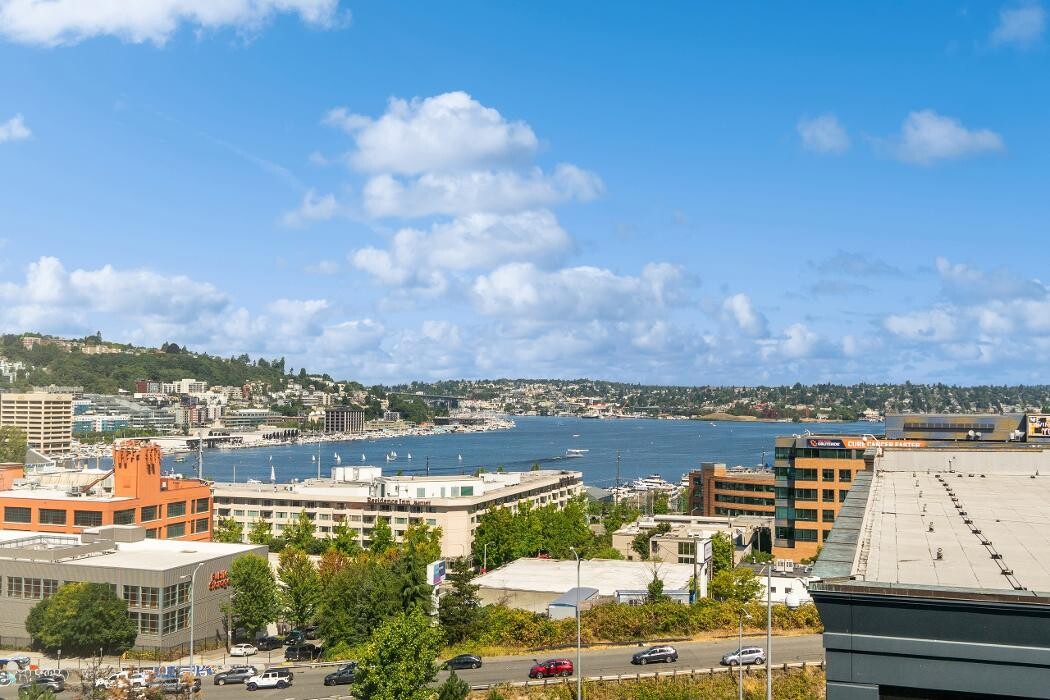 Images AMLI South Lake Union