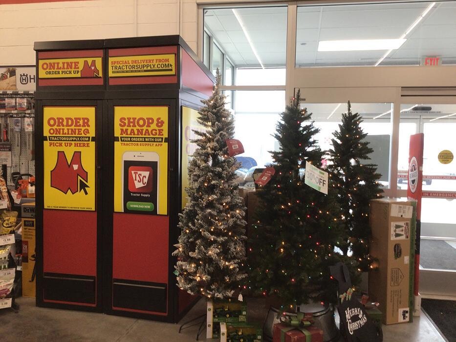 Images Tractor Supply Co.
