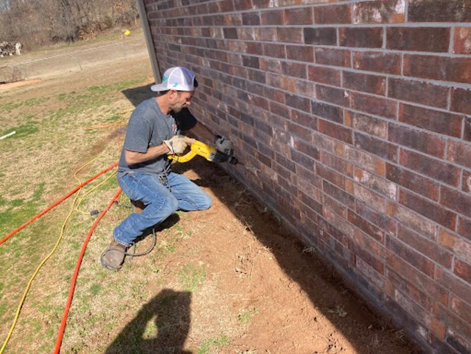 Images Roach's Termite and Pest Control Inc.