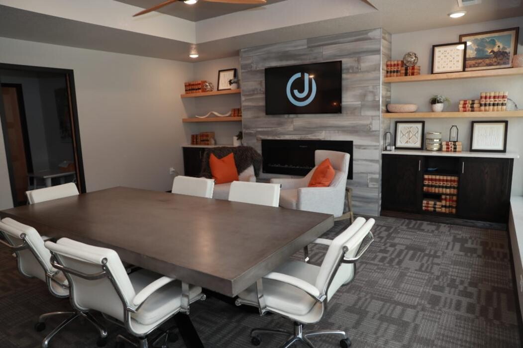 Images Jackson & Ojeda LLC