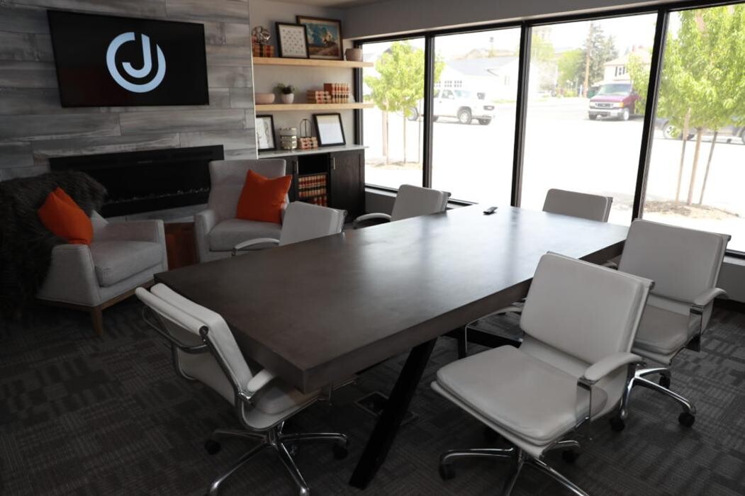 Images Jackson & Ojeda LLC