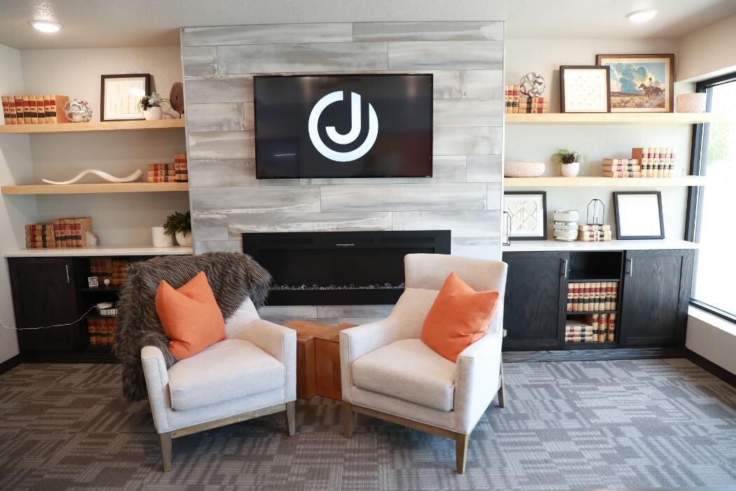 Images Jackson & Ojeda LLC