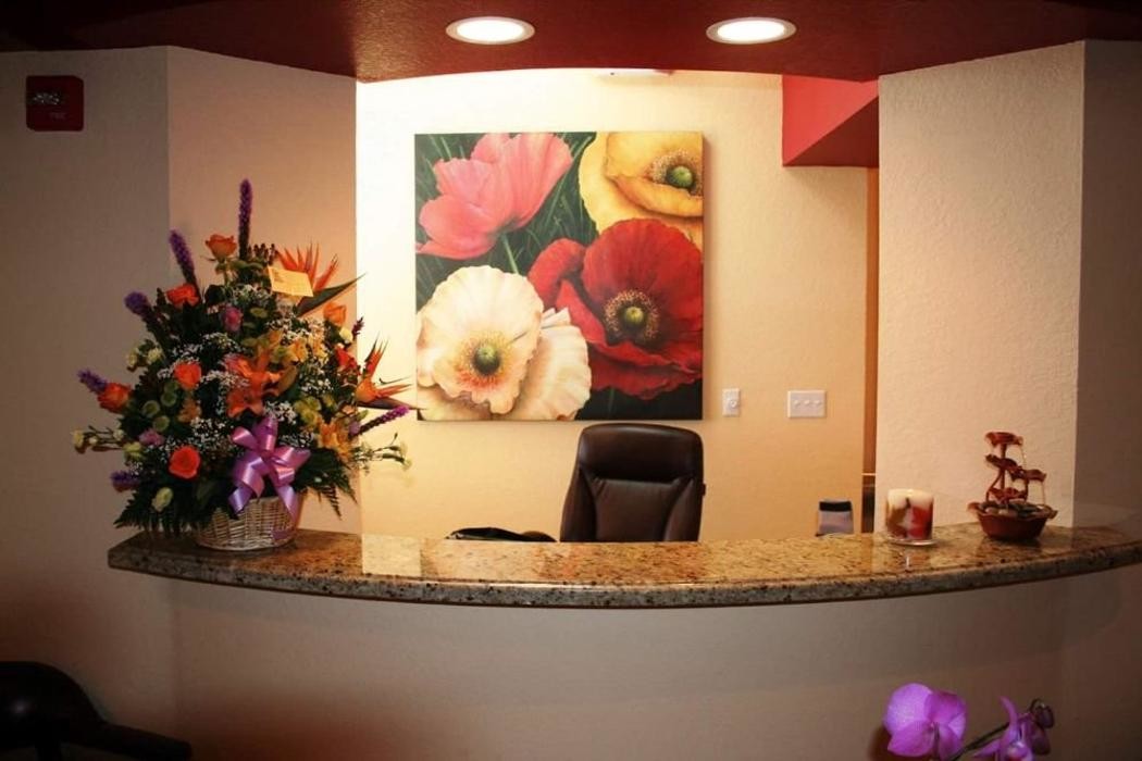 Images Dr. Dora R. Artiles: Art Dental Clinic.