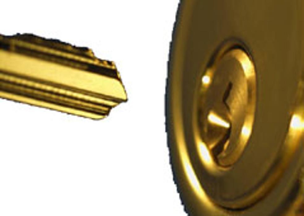 A & R LOCK & KEY Logo