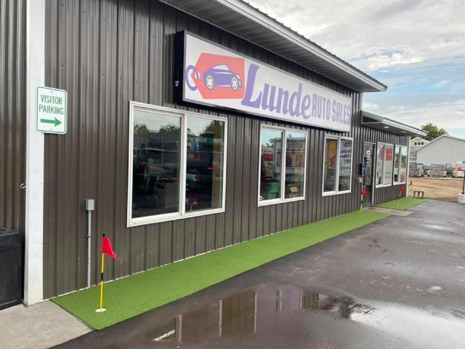 Images Lunde Auto Sales