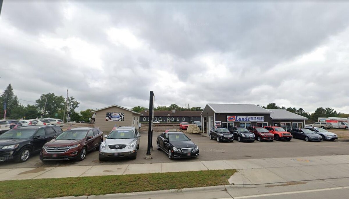 Images Lunde Auto Sales