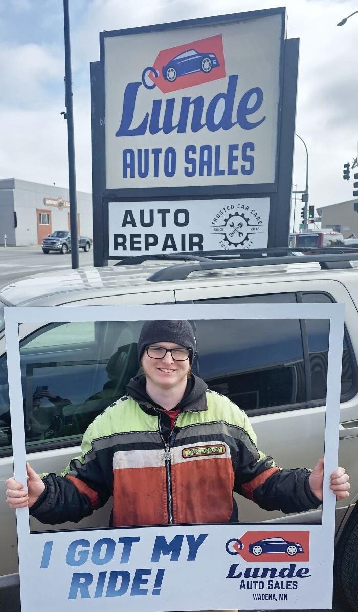 Images Lunde Auto Sales