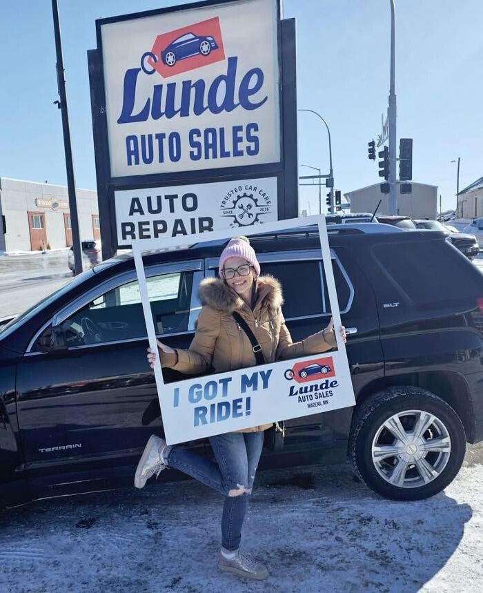 Images Lunde Auto Sales