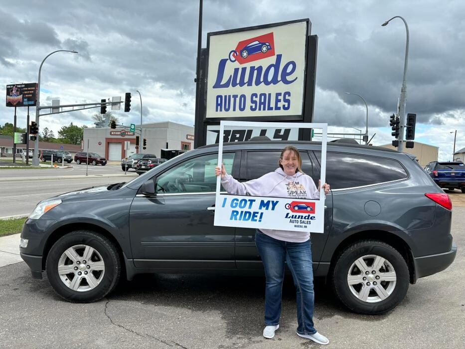 Images Lunde Auto Sales