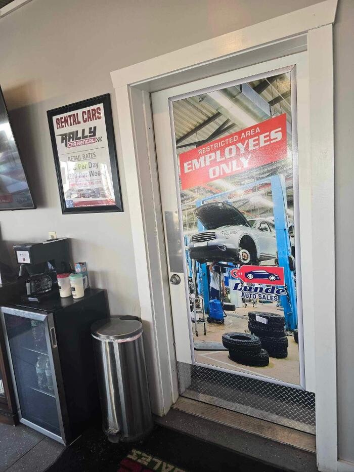 Images Lunde Auto Sales