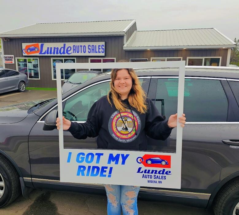 Images Lunde Auto Sales