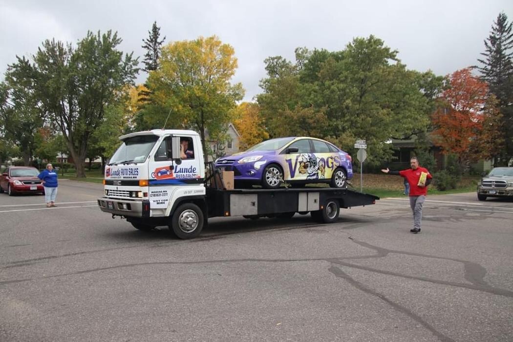 Images Lunde Auto Sales